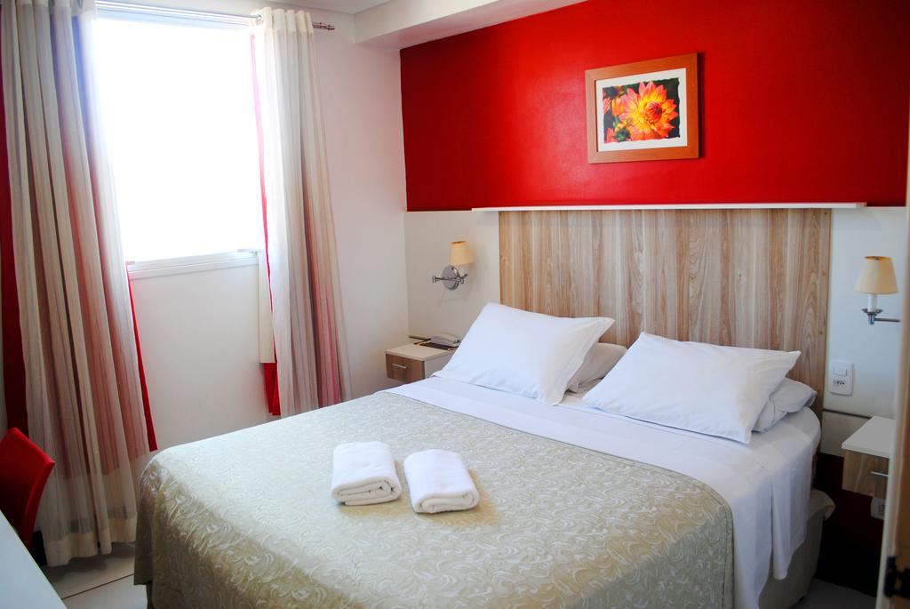 פיראסיסבה Hotel 1000 מראה חיצוני תמונה